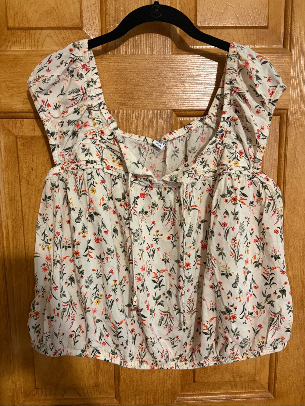 Old Navy Floral Cream Ruffle-Sleeve Top